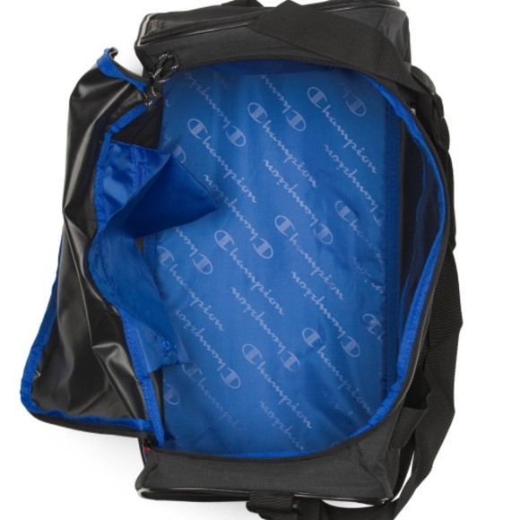 CHAMPION
Utility Unisex Duffel - Picture 2 of 3